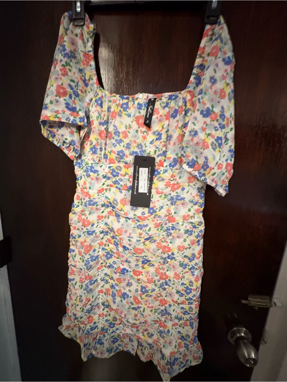 Bundle 3 for $25. NWT Influence Floral Square-Neck MiniDress Multi Color. Size 8
